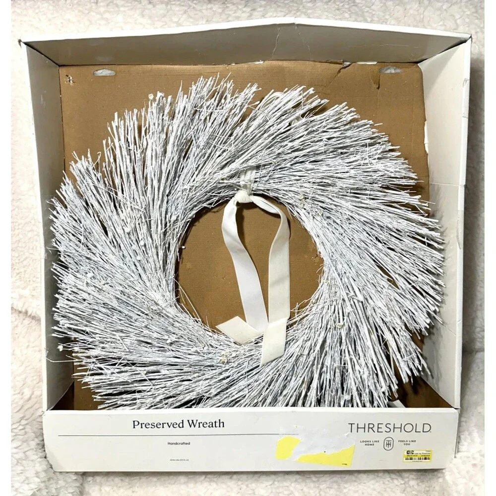 Threshold Luxe Icy Christmas Wreath 26” Preserved Winter Decor READ